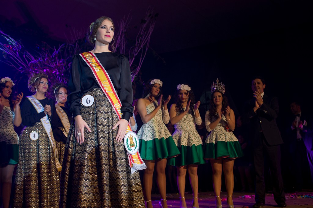 MARÍA DEL ROCÍO MENA, NUEVA REINA DEL CARNAVAL DE AYAMONTE