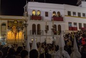 PASIÓN Y LA VIRGEN DE LA PAZ RECORRIERON LAS CALLES DE AYAMONTE EN LA NOCHE DEL MIÉRCOLES SANTO