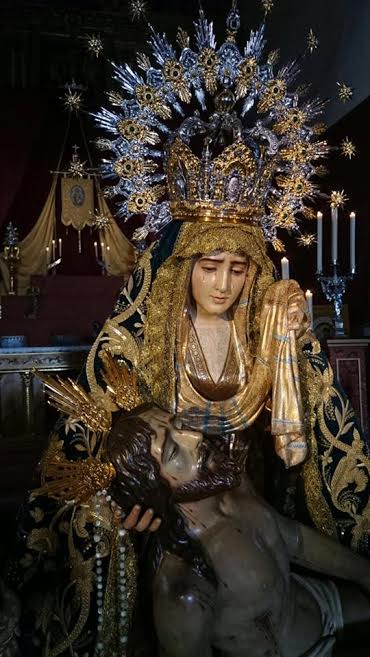 LA HERMANDAD DE LAS ANGUSTIAS DE AYAMONTE PRESENTA ESTE VIERNES EL CARTEL DEL XXV ANIVERSARIO DE LA CORONACIÓN CANÓNICA DE LA PATRONA