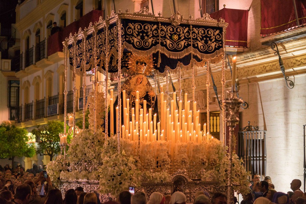 AYAMONTE DISFRUTÓ DE UN BRILLANTE DOMINGO DE RAMOS