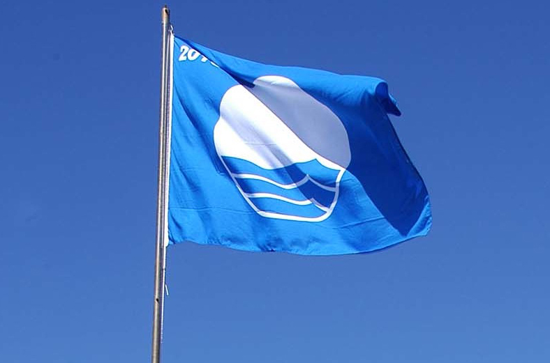 Banderas azules a las playas de Ayamonte