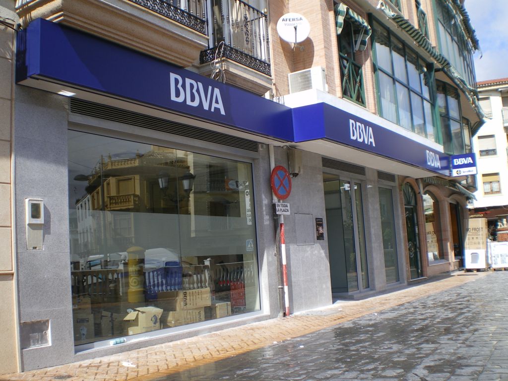 El BBVA reclama a una anciana de Ayamonte 167.000 euros por una deuda de su exmarido