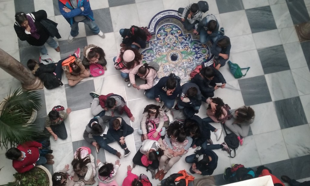 ALUMNOS DEL COLEGIO “VIRGEN DEL CARMEN”, DE PUNTA DEL MORAL, VISITARON EL AYUNTAMIENTO DE AYAMONTE