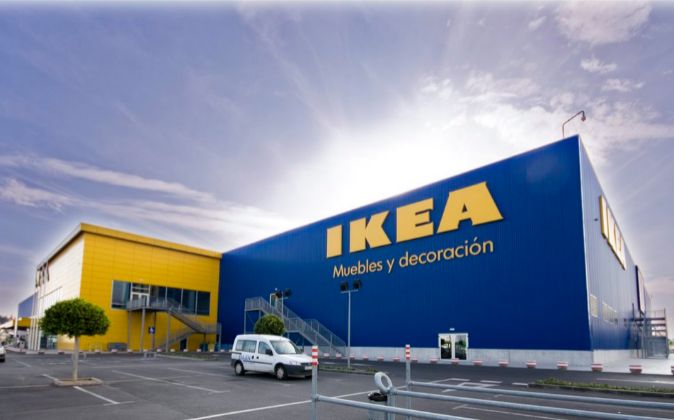 EL PSOE DE AYAMONTE DESMIENTE LAS ACUSACIONES DEL ALCALDE DE AYAMONTE, SOBRE EL INTERÉS DE LA MULTINACIONAL SUECA IKEA EN INSTALARSE EN AYAMONTE.