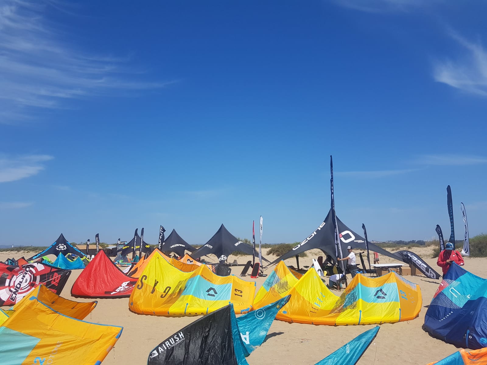 ESPECTACULAR PUESTA EN ESCENA DE LA PRIMERA ETAPA DE LA SPAIN KITEBOARDING LEAGUE