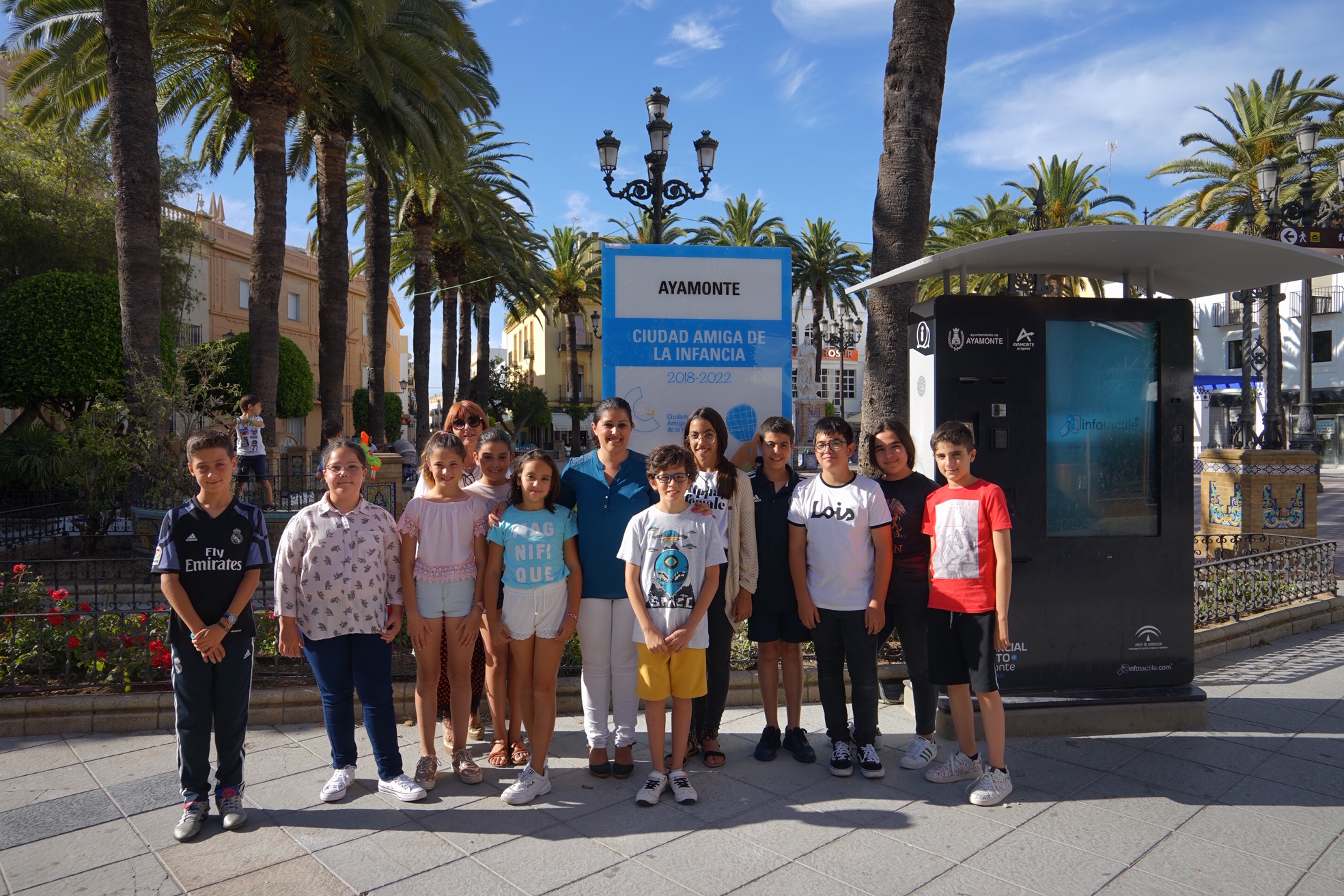 INAUGURADO EL PANEL QUE CONMEMORA EL RECONOCIMIENTO DE UNICEF A AYAMONTE COMO ´CIUDAD AMIGA DE LA INFANCIA´