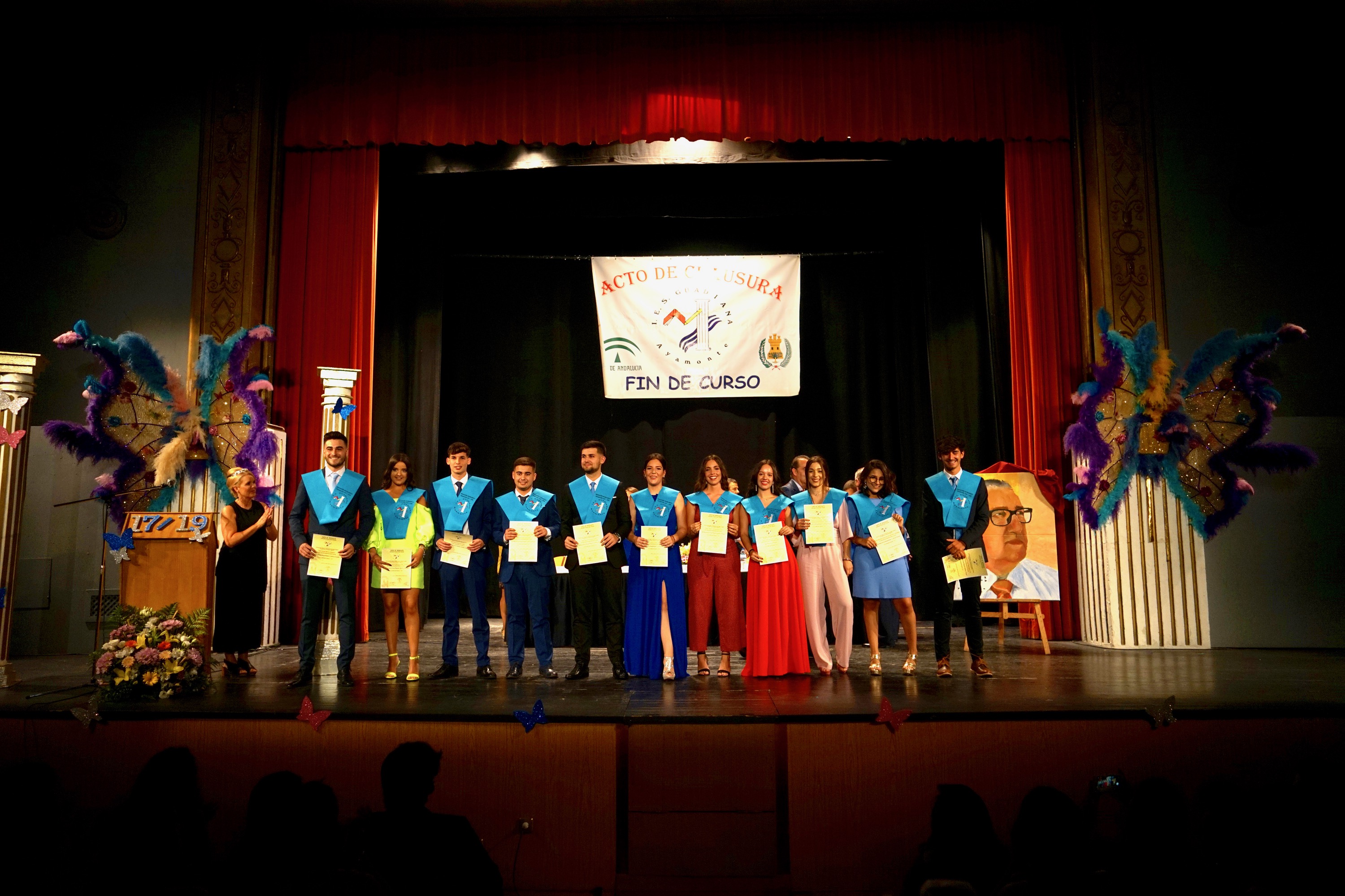EL TEATRO CARDENIO DE AYAMONTE ACOGIÓ EL ACTO DE GRADUACIÓN DE LOS ALUMNOS DEL IES “GUADIANA”