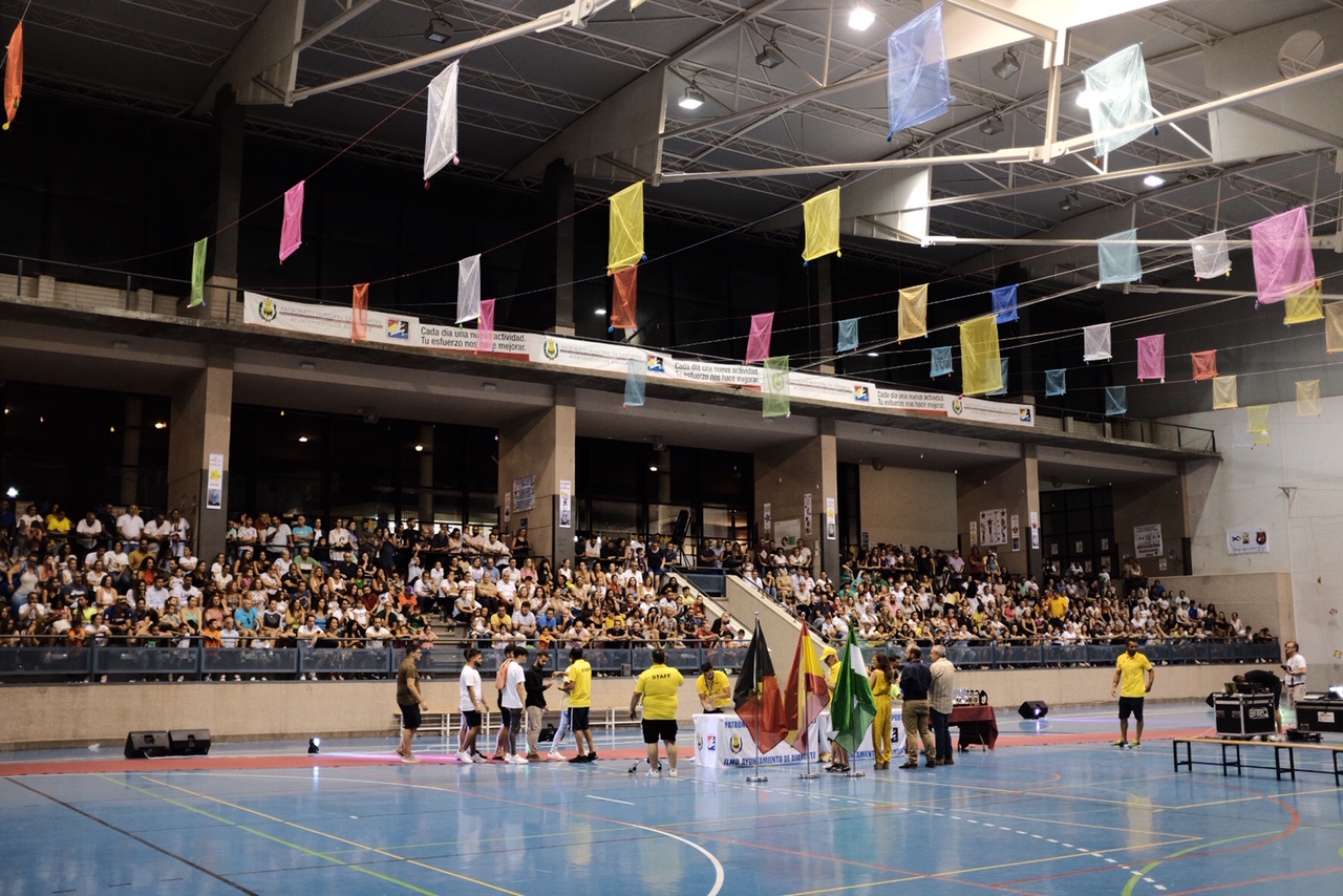 MÁS DE CINCO MIL ESPECTADORES HAN DISFRUTADO EN AYAMONTE DEL X TORNEO INFANTIL DE FÚTBOL-SALA “BUSCAMOS UNA ESTRELLA”