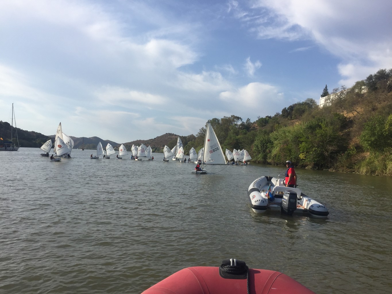 EXITOSA CELEBRACIÓN DE LA XXXV EDICIÓN DEL ASCENSO Y DESCENSO DEL GUADIANA A VELA