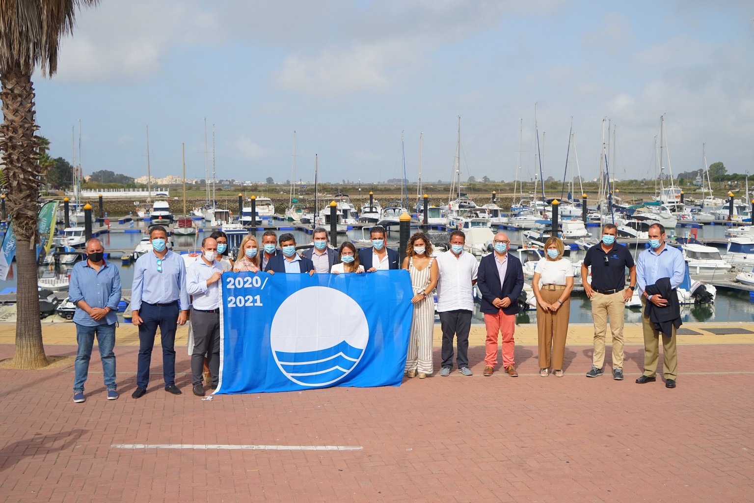 LA BANDERA AZUL ONDEA YA EN LOS DOS PUERTOS DEPORTIVOS DE AYAMONTE
