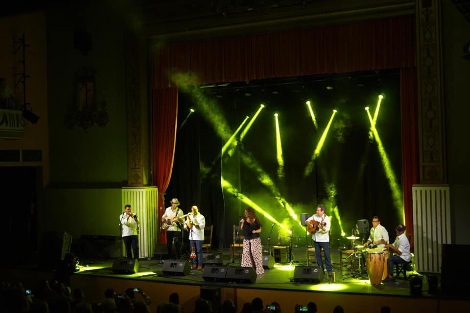 EL CONCIERTO DE ARGENTINA, EN EL TEATRO “CARDENIO”, SE CELEBRÓ CON TODAS LAS MEDIDAS DE SEGURIDAD