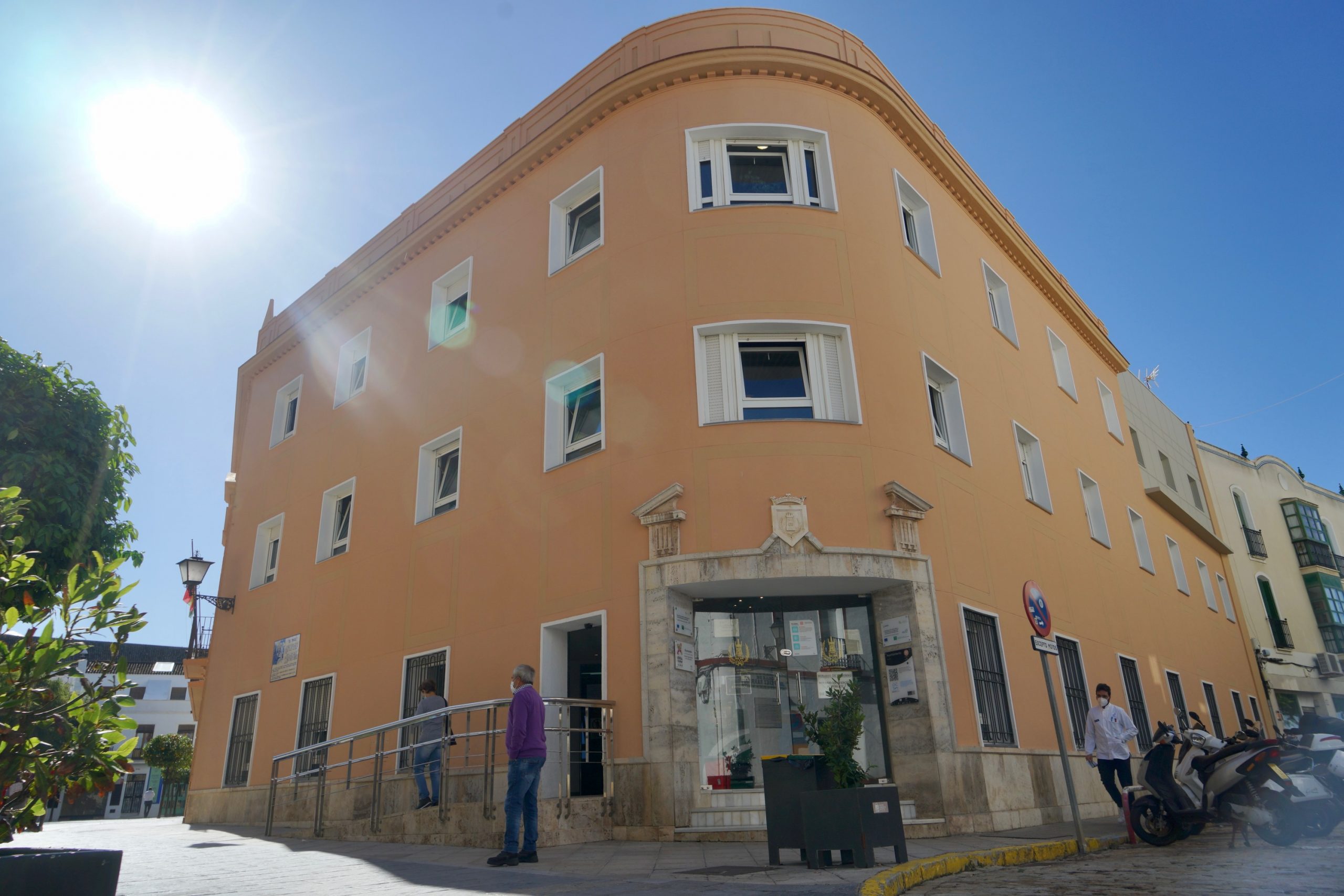 EL AYUNTAMIENTO DE AYAMONTE CONTINÚA CON LAS CONTRATACIONES DE LOS PLANES DE EMPLEO