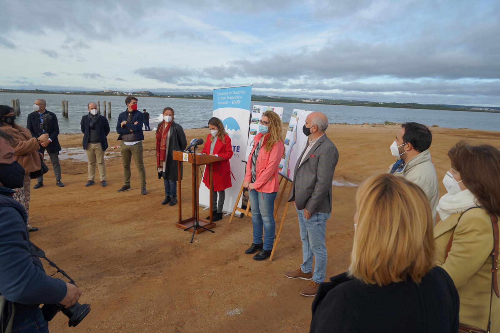 TRAS EL INICIO DE LAS OBRAS, AYAMONTE YA HA COMENZADO A MIRAR AL RÍO